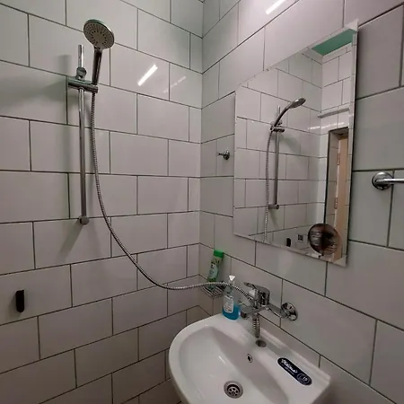 Daire студио тони